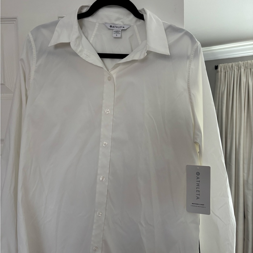 Athleta Women’s White Long-Sleeve Button Shirt Midtown II